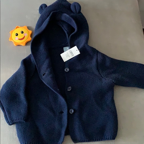 Sweater. 50% discount when bundled. - Picture 6 of 6